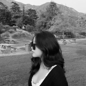 Meet your Posher, Amoury